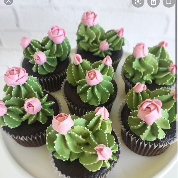 Meet your Posher, Sarah - Picture 1 of 1